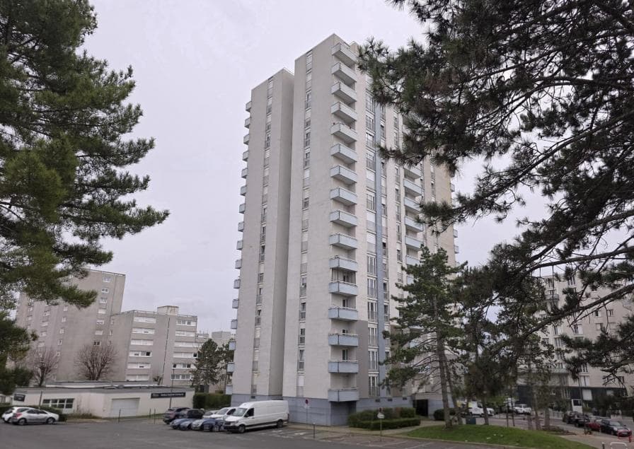 APPARTEMENT 3 CHAMBRES PROCHE CHU DE REIMS